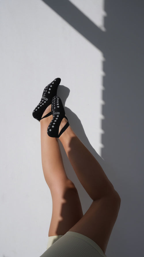 The Star — Chaussettes Grip Pilates Étoile Brodée